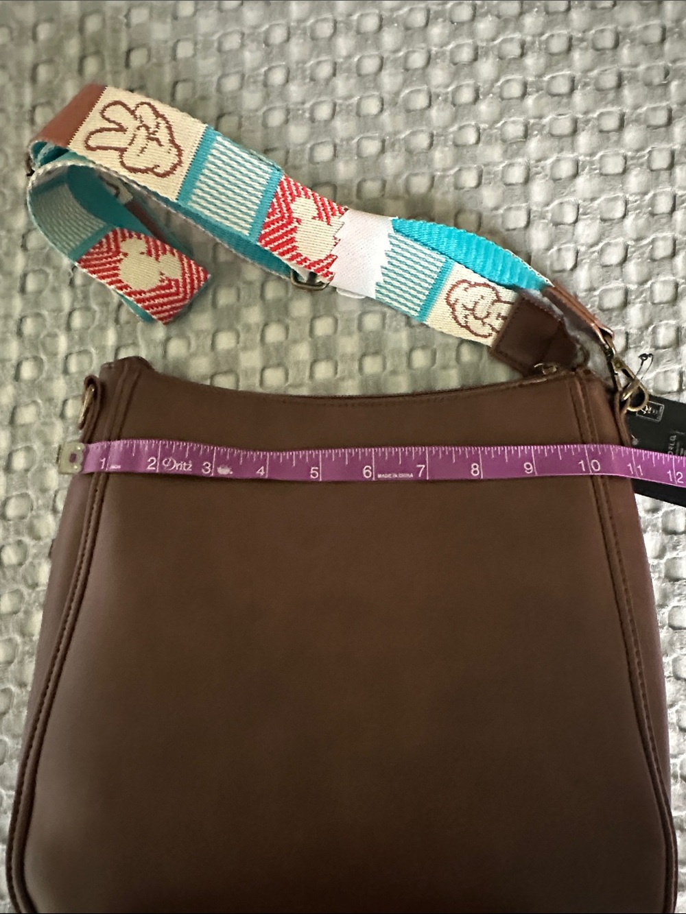 Disney Brown Crossbody Bag with Colorful Woven Strap NWT Bioworld - Picture 8 of 13